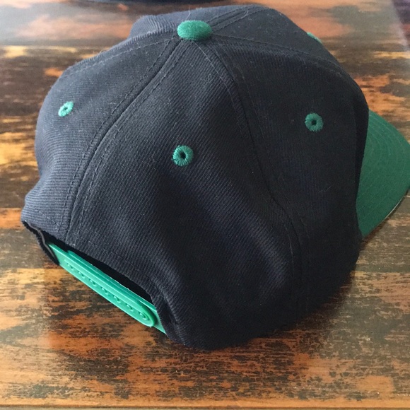 NBA Adidas Milwaukee Bucks SnapBack. OSFA. NWT. - Picture 4 of 5